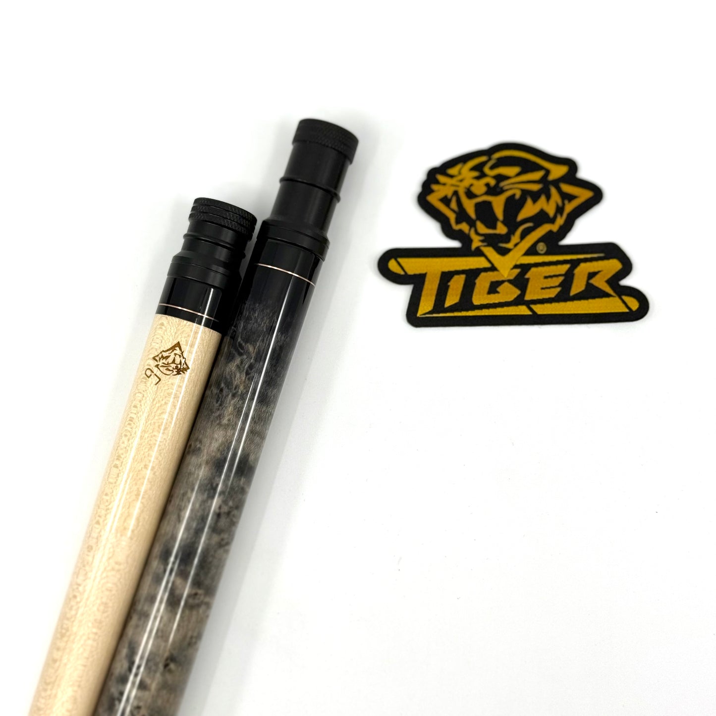 Tiger Classic 2 Tiger Performance cue Black 19.0 oz w/Genuine Solid Black Irish Linen. With black velvet case.