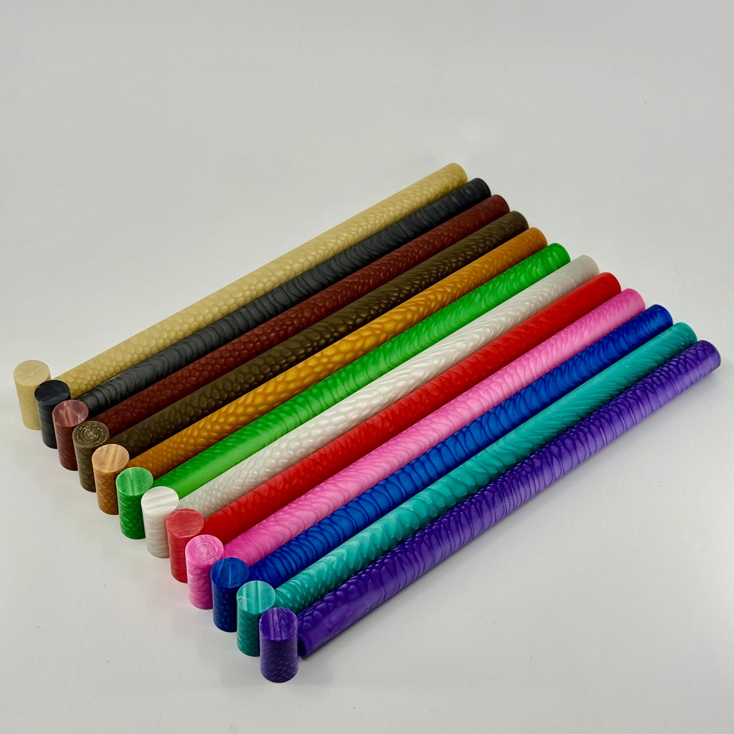 Set of multicolored CueFrom Reptile Scale Ferrule Rods 12 Colors 