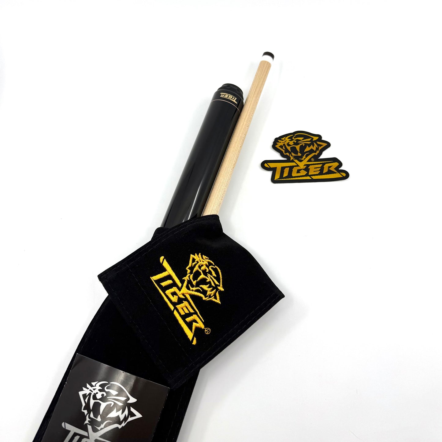 E-1 Pool Cue. 19oz. Tiger X shaft. Black. Billiards Tiger Products. Cue, Shaft and Soft Black Velvet case.